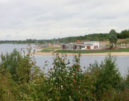 Blick auf das Wirtschaftsgebäude Blick auf das Wirtschaftsgebäude