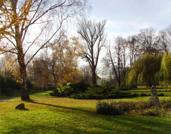 Blick in die Parkanlage